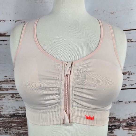 SheFit Lounge Bra Pink Size Small - Picture 1 of 4